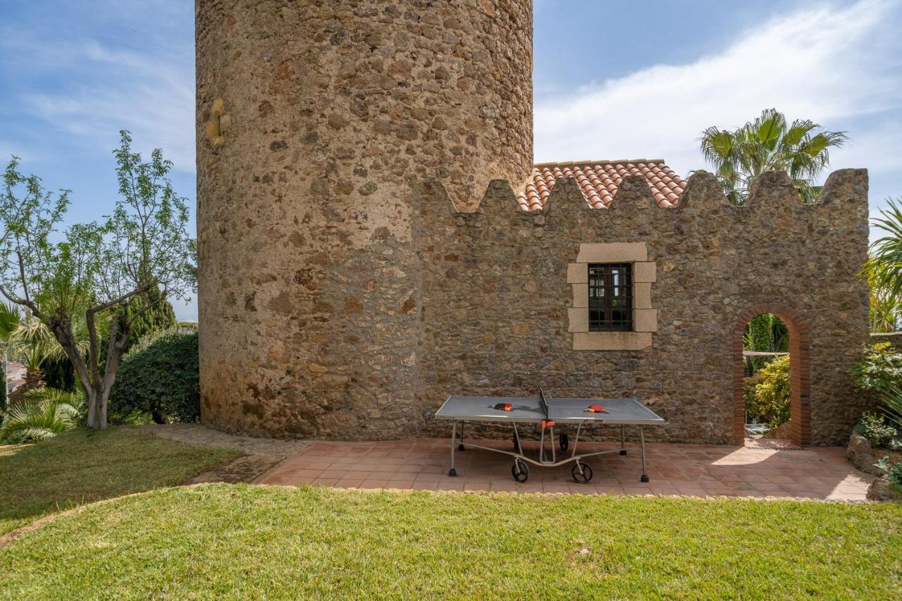 Castillo Can Xirau, Propiedad Exclusiva Con Piscina & Aircon Vila Santa Susana Exterior foto