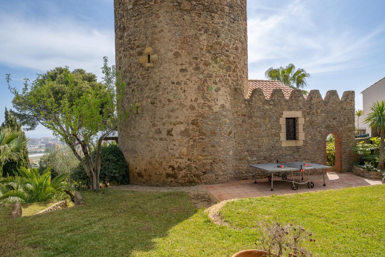 Castillo Can Xirau, Propiedad Exclusiva Con Piscina & Aircon Vila Santa Susana Exterior foto