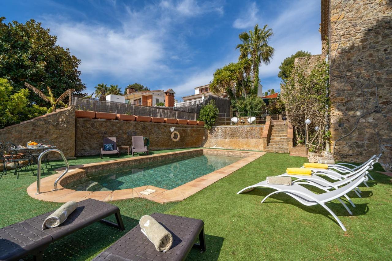 Castillo Can Xirau, Propiedad Exclusiva Con Piscina & Aircon Vila Santa Susana Exterior foto